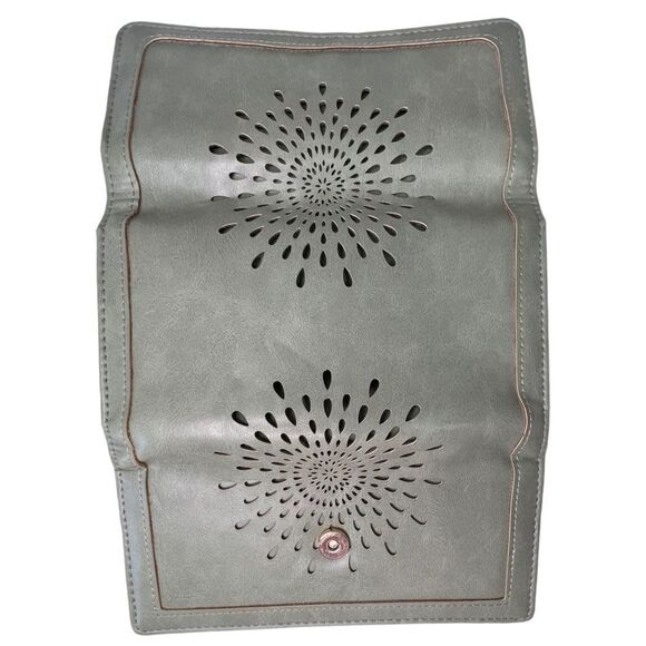 Aphison Sage Green Wallet With Cutout Detail - Picture 4 of 5